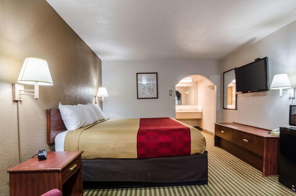 Econo Lodge Winfield Экстерьер фото